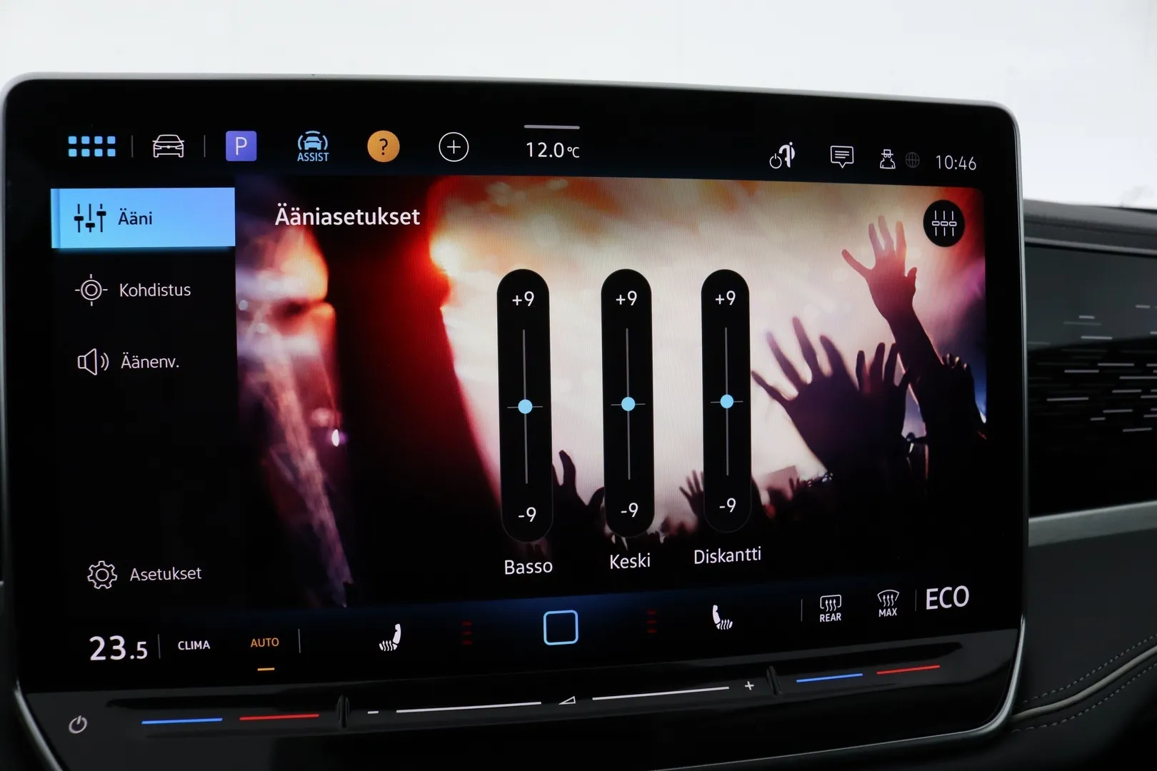 Volkswagen Passat LST-298 carousel image