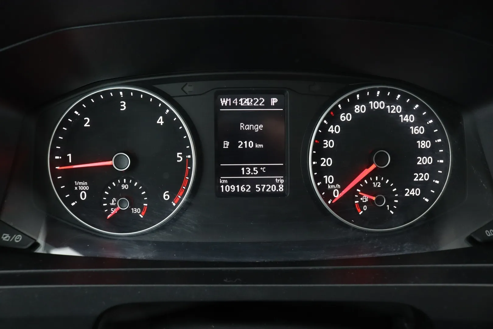 Volkswagen Transporter CMI-701 carousel image