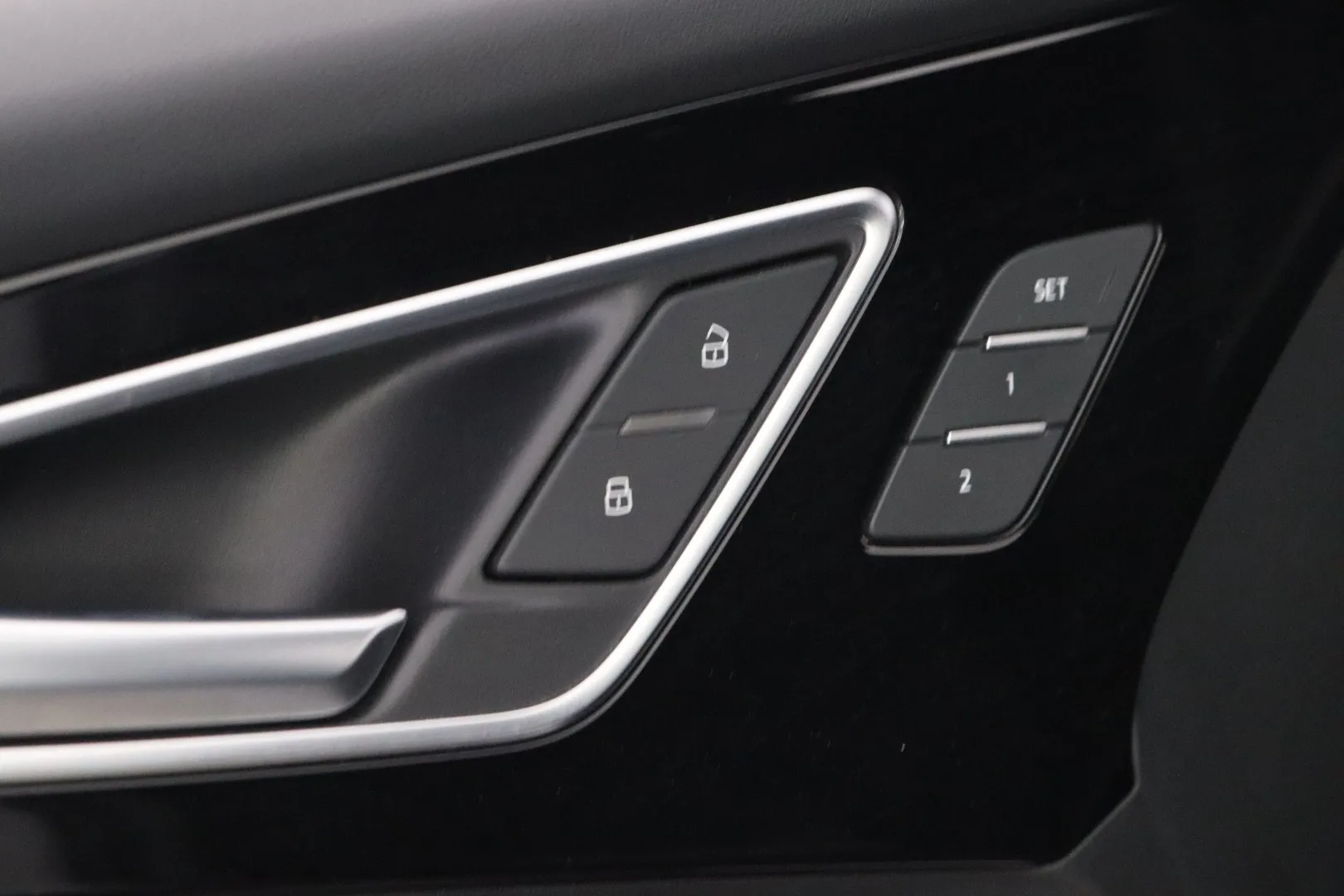Audi Q4 e-tron ISH-419 carousel image