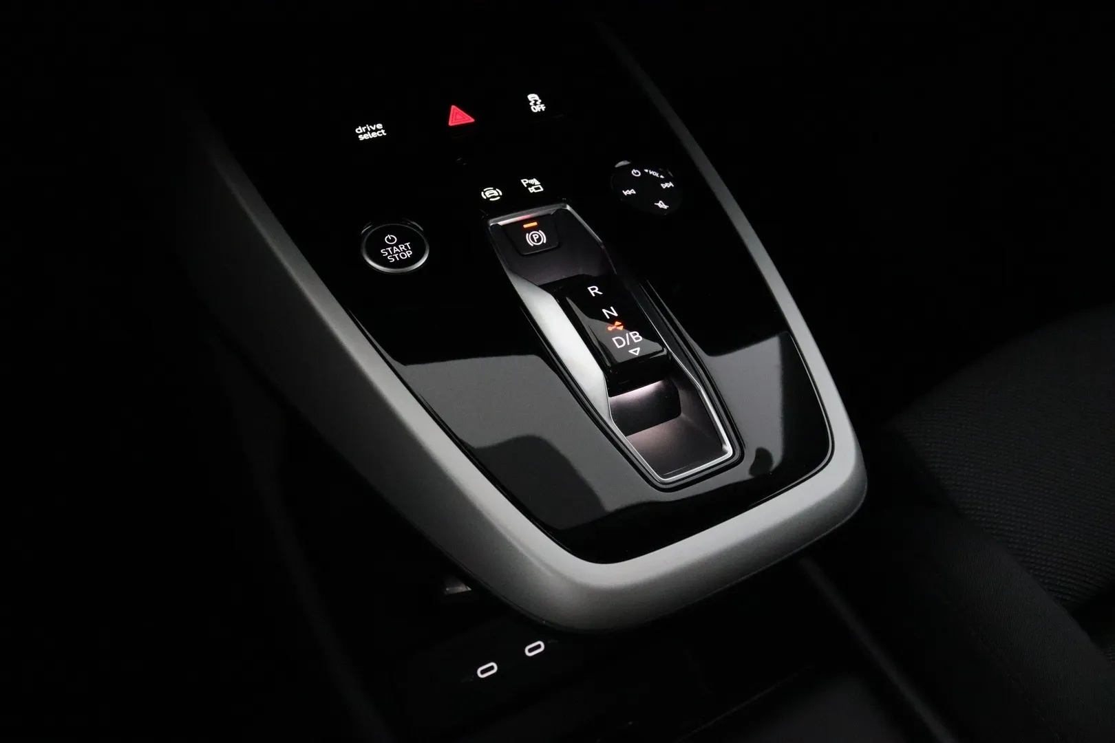 Audi Q4 e-tron ISH-419 carousel image