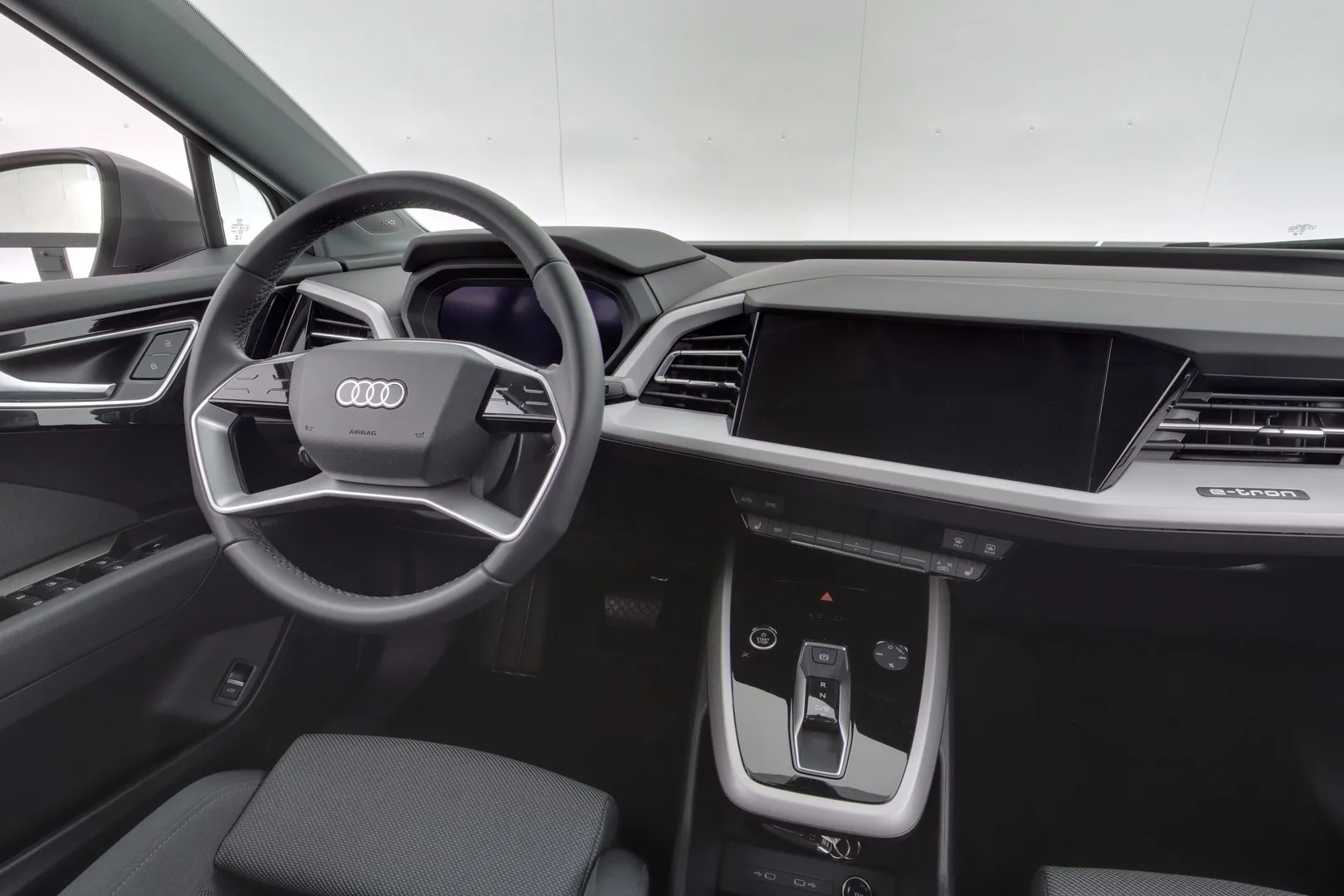 Audi Q4 e-tron ISH-419 carousel image