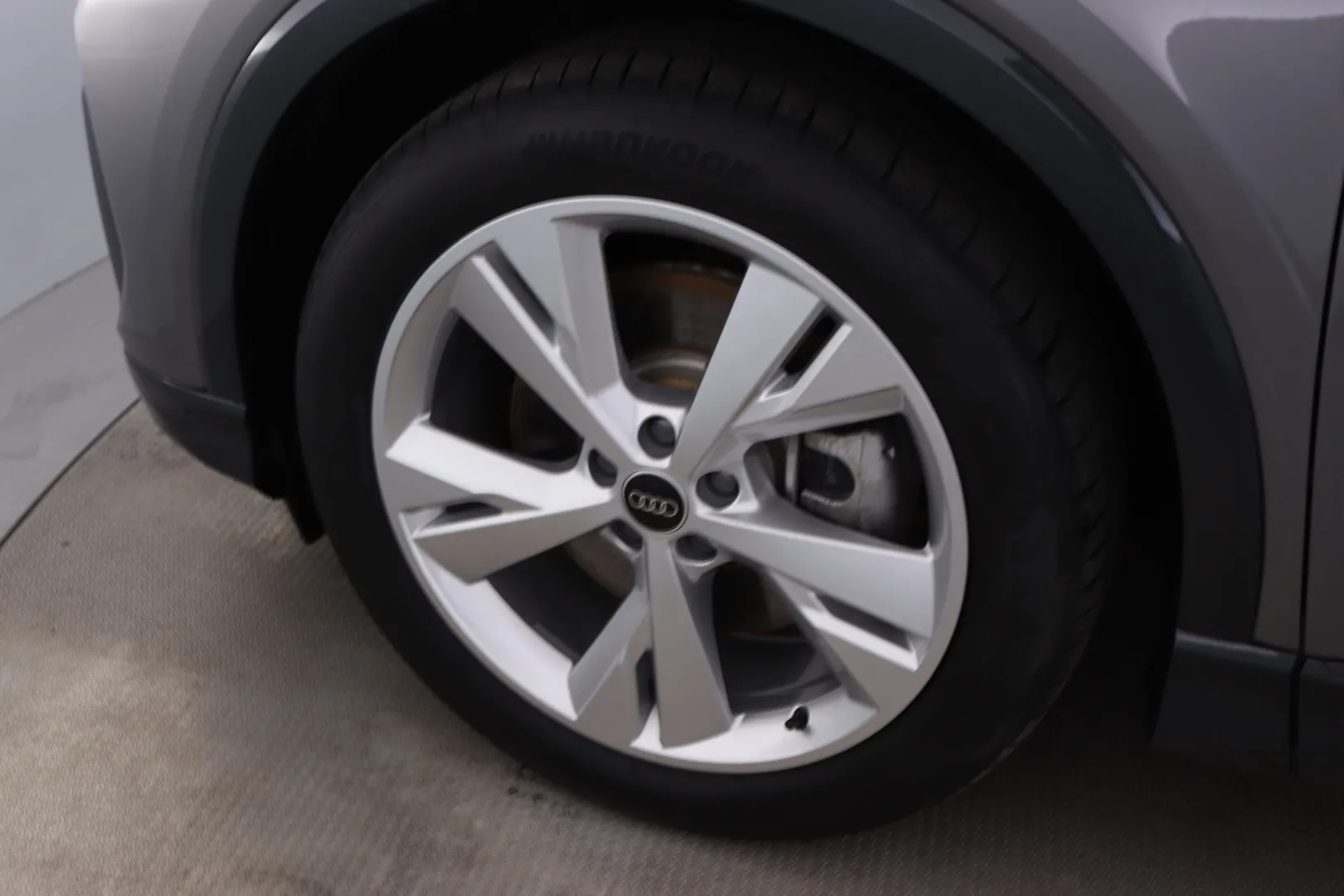 Audi Q4 e-tron ISH-419 carousel image