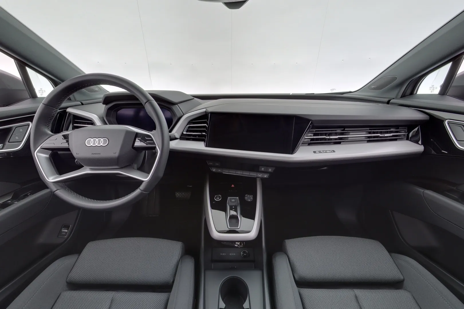 Audi Q4 e-tron ISH-419 carousel image
