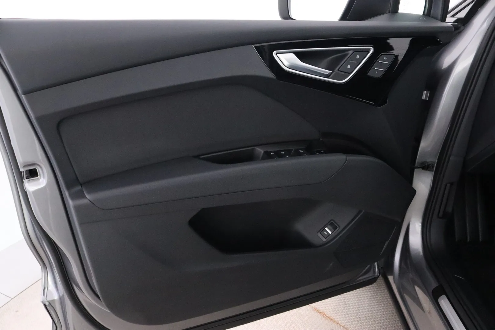 Audi Q4 e-tron ISH-419 carousel image