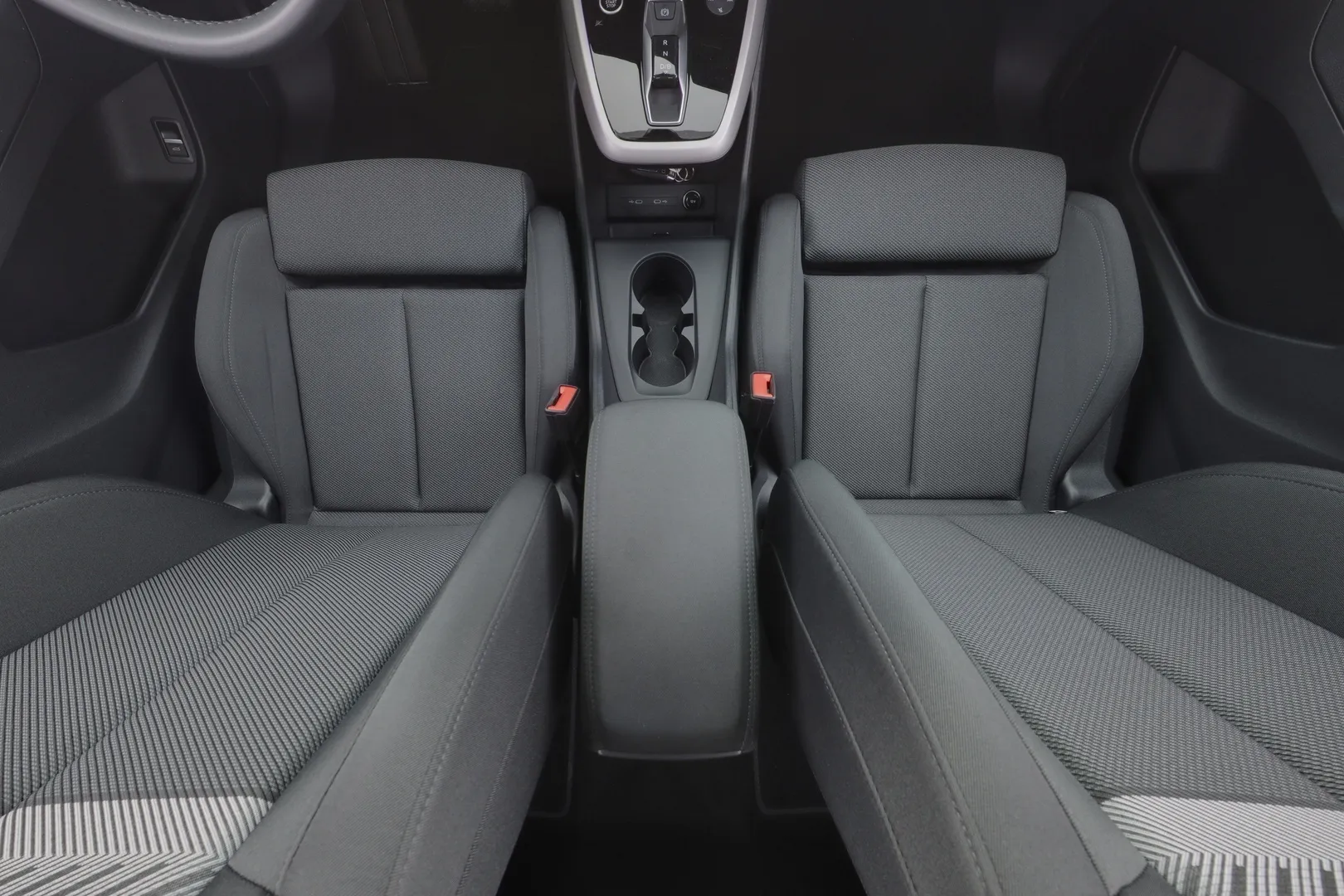 Audi Q4 e-tron ISH-419 carousel image