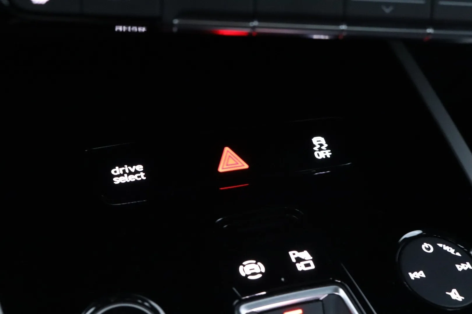Audi Q4 e-tron ISH-419 carousel image