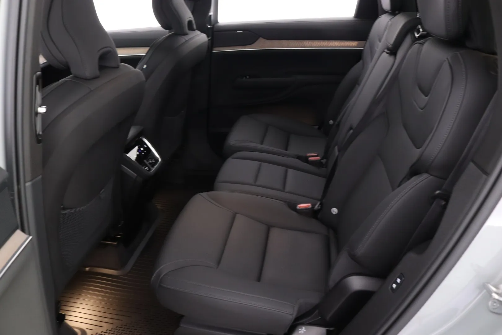 Volvo EX90 FSF-407 carousel image