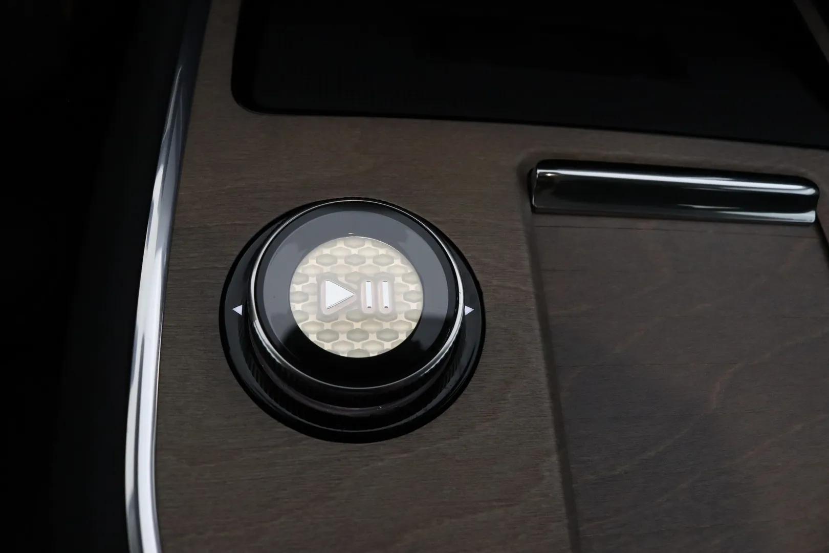 Volvo EX90 FSF-407 carousel image