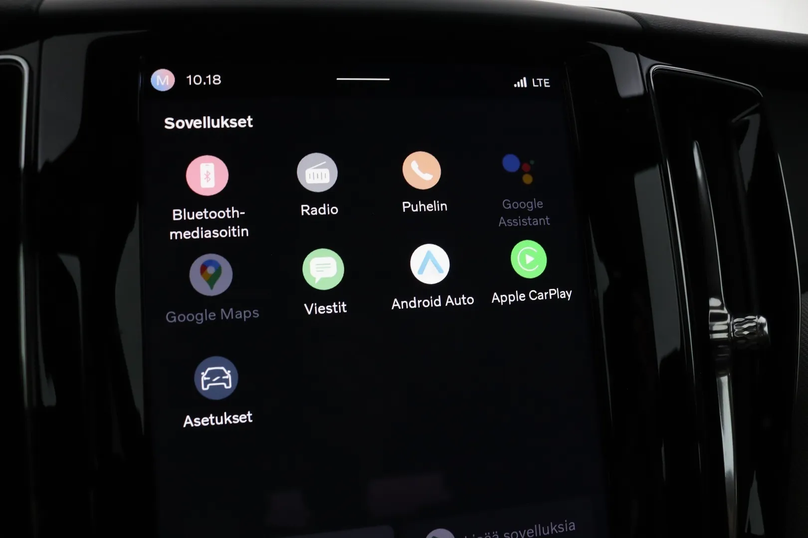 Volvo XC60 KXA-460 carousel image