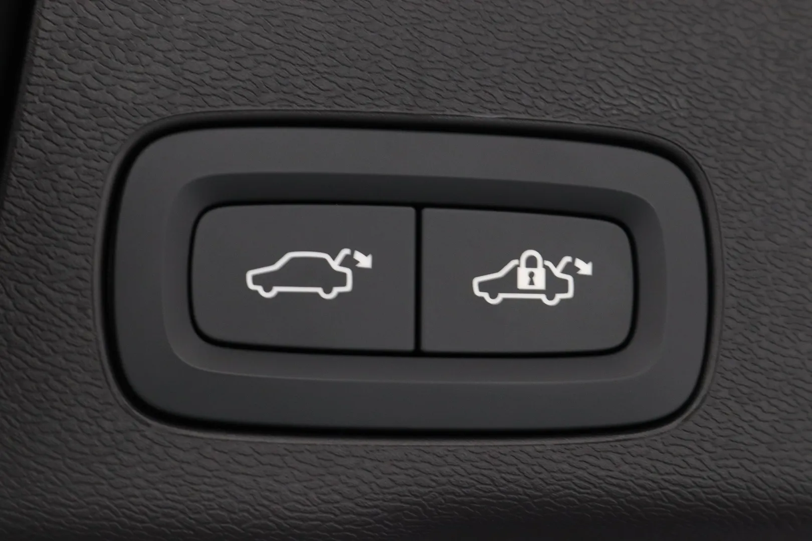 Volvo XC60 KXA-460 carousel image