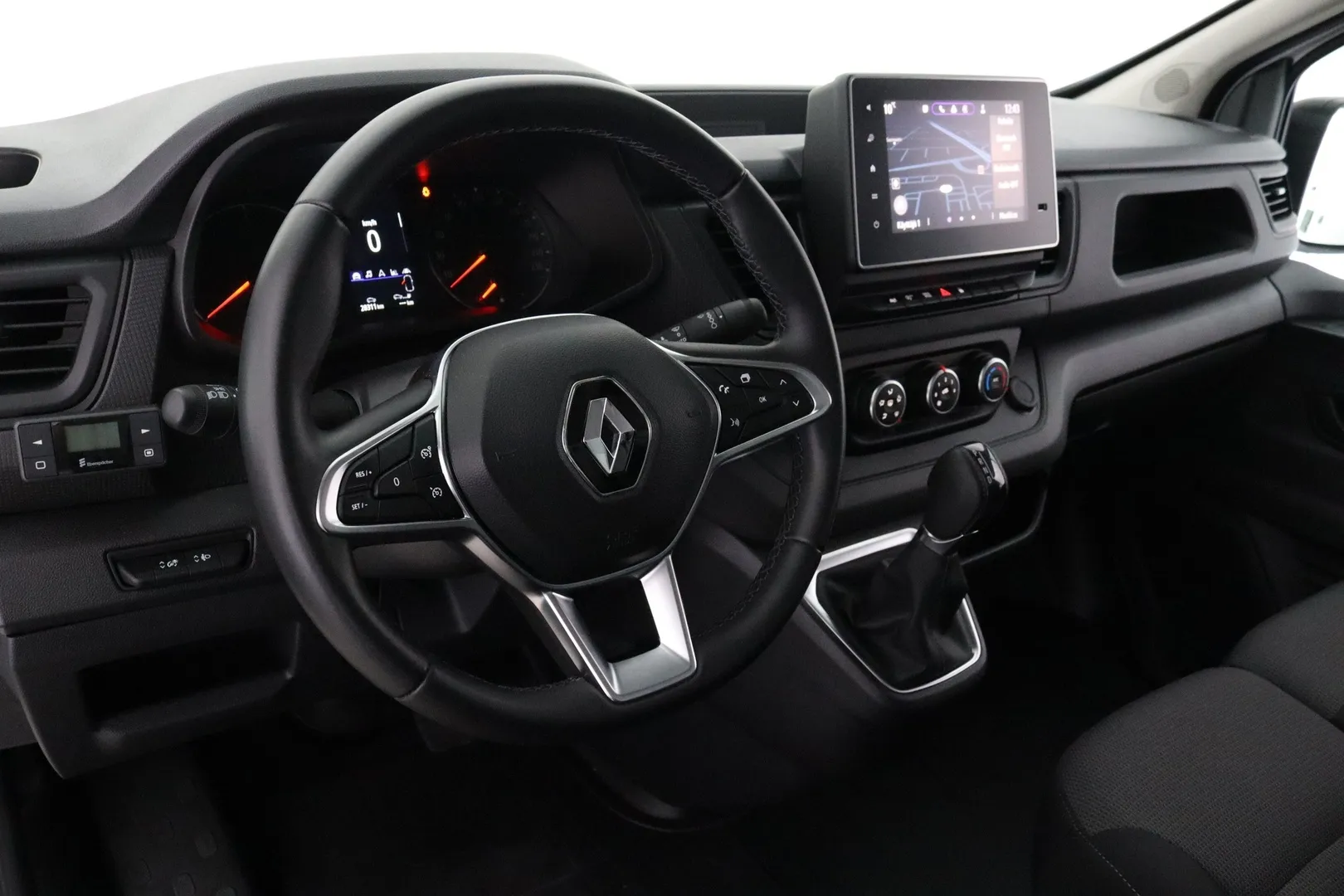 Renault Trafic IRH-941 carousel image