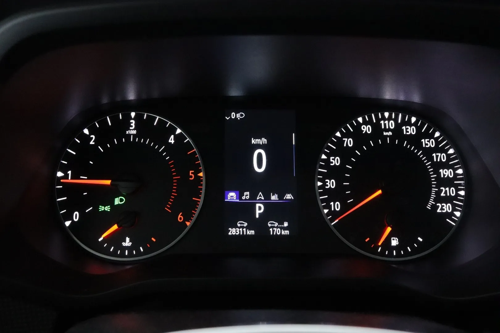 Renault Trafic IRH-941 carousel image