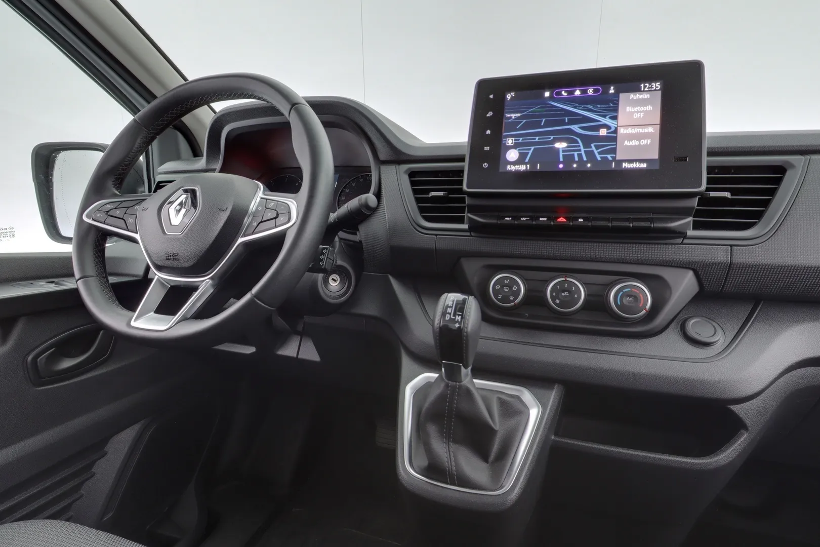 Renault Trafic IRH-941 carousel image