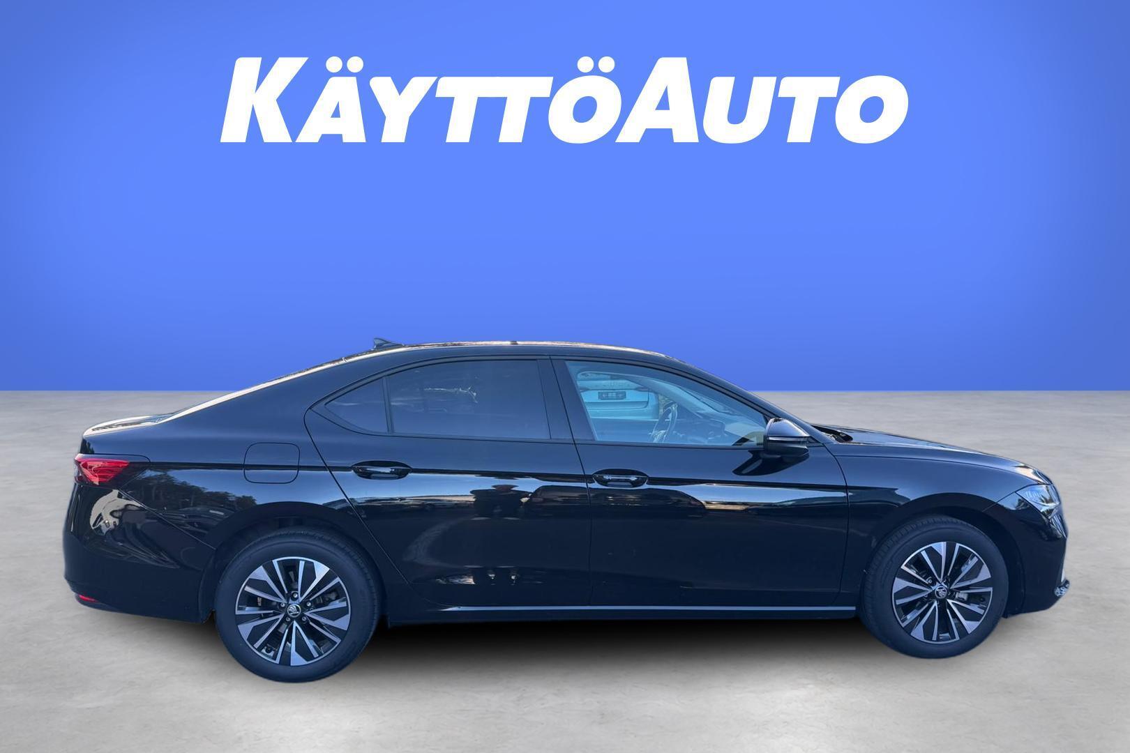 Skoda Superb 2025, photo 3/7