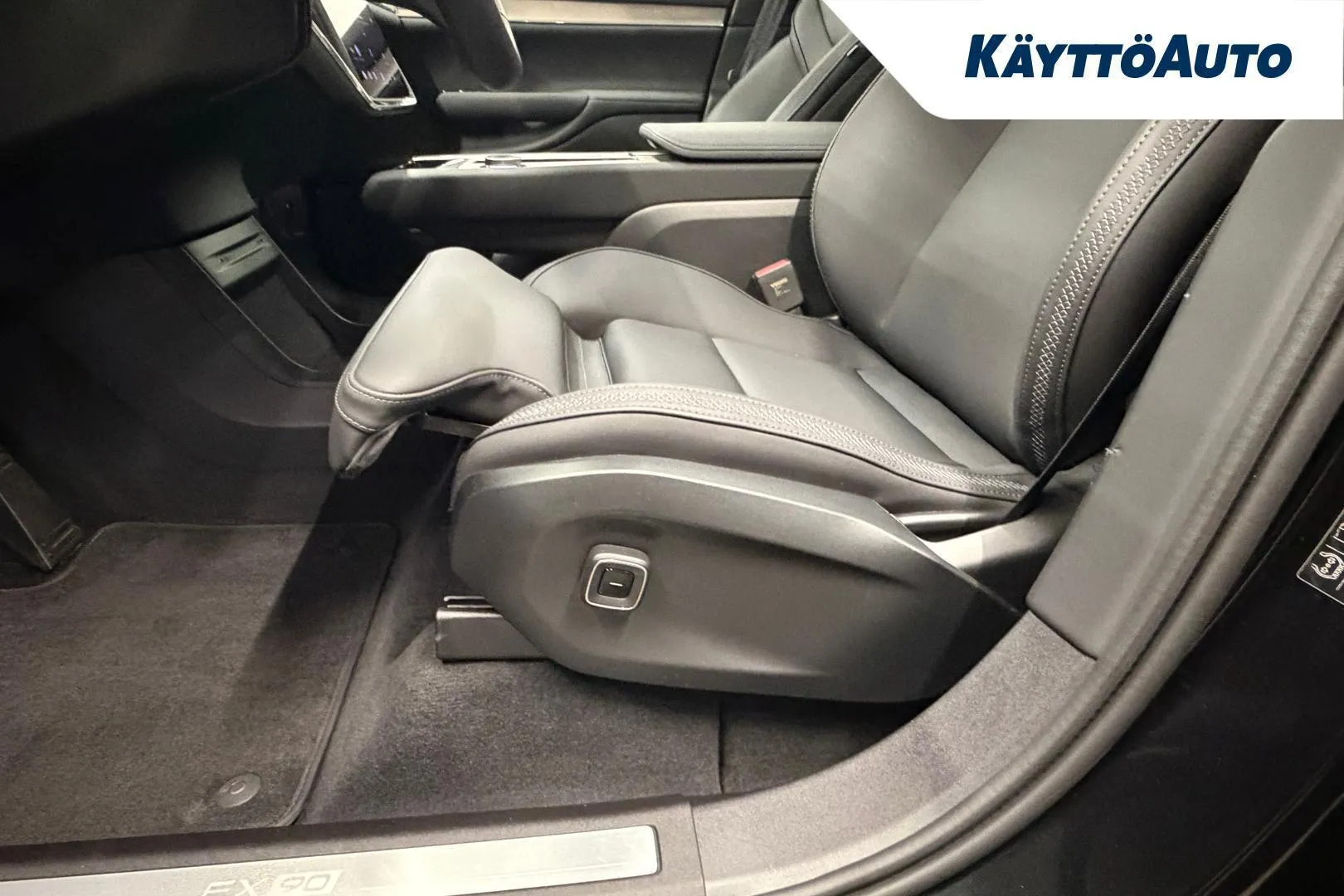 Volvo EX90 NOA-664 carousel image