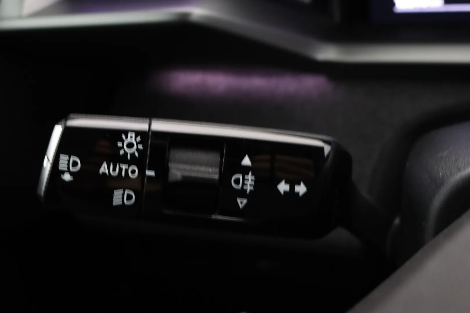 Opel Grandland JNT-954 carousel image