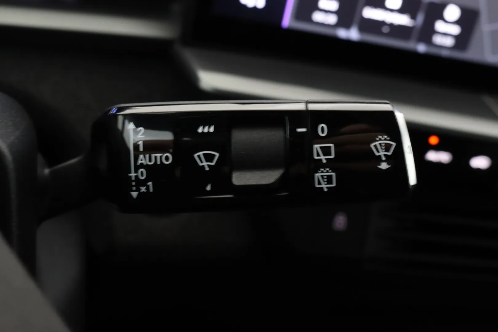 Opel Grandland JNT-954 carousel image