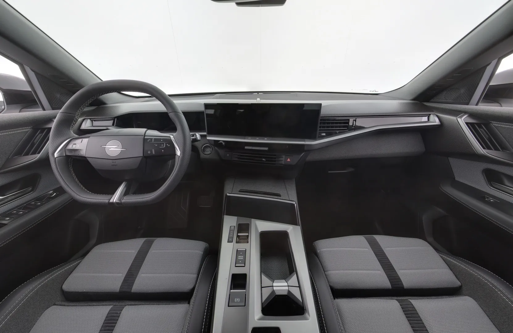 Opel Grandland JNT-954 carousel image