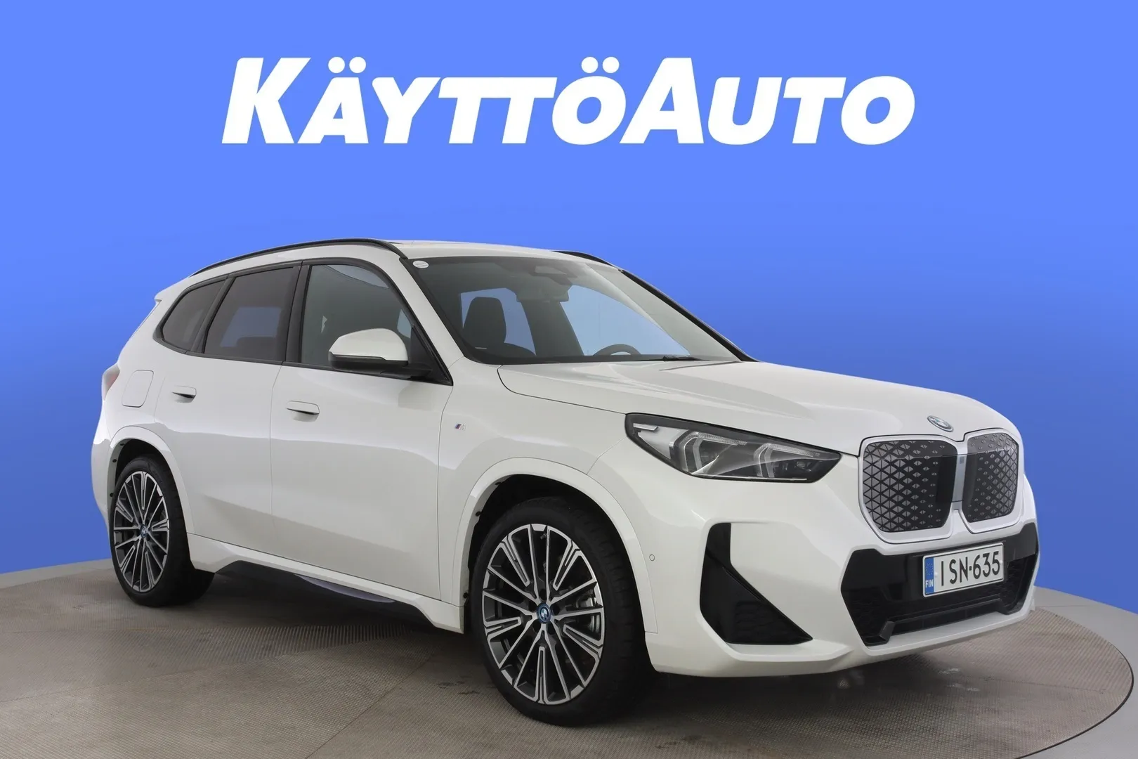 BMW iX1 ISN-635 carousel image