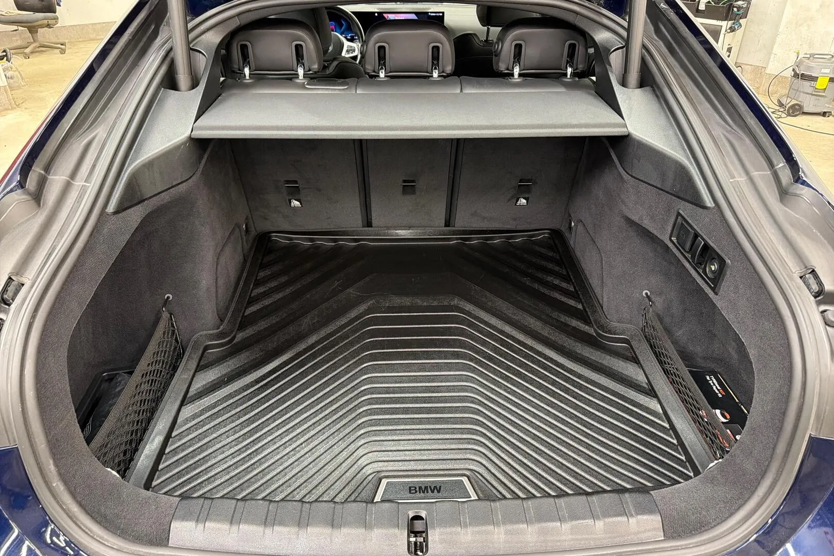 BMW I4 M50 CRI-577 carousel image