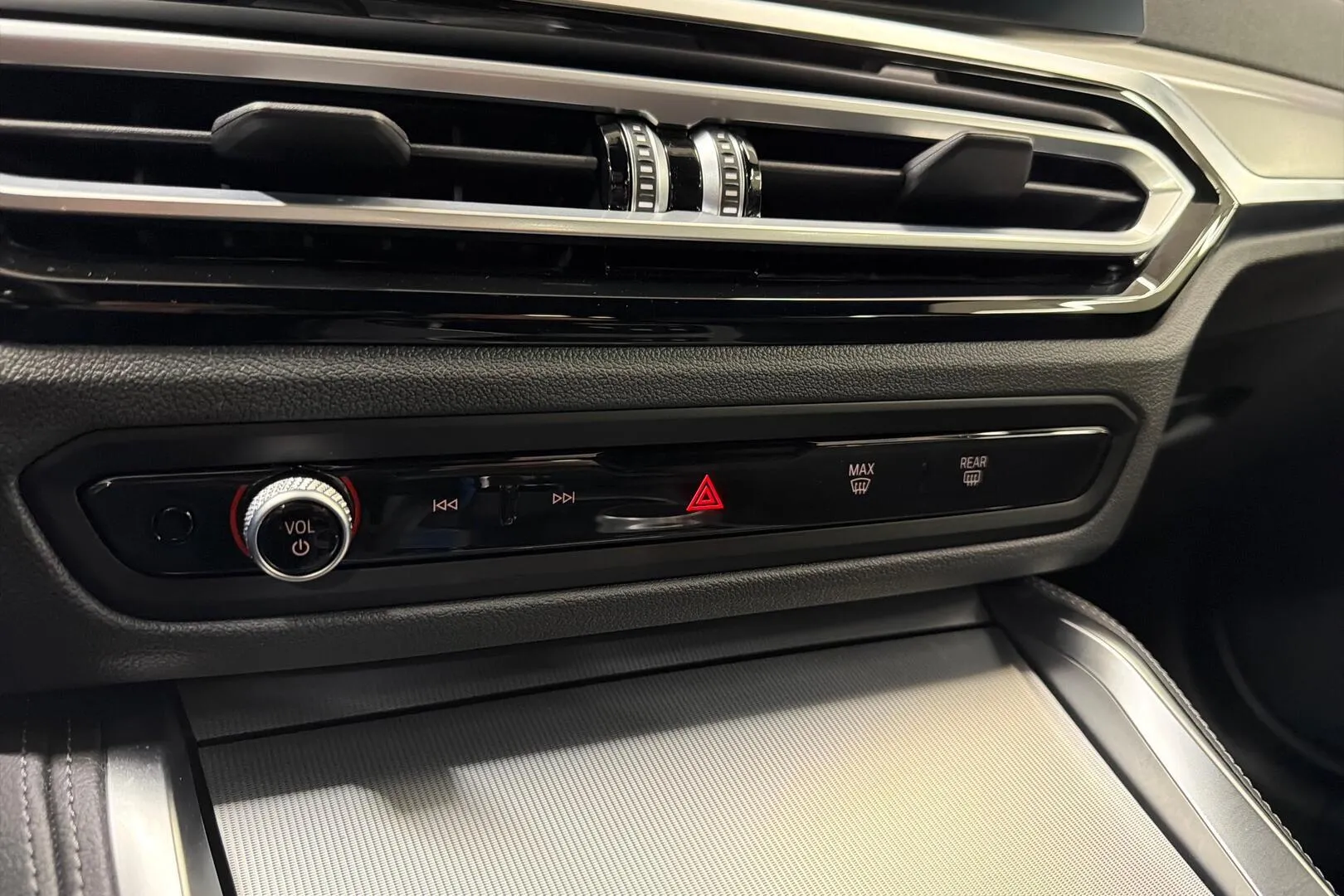 BMW I4 M50 CRI-577 carousel image