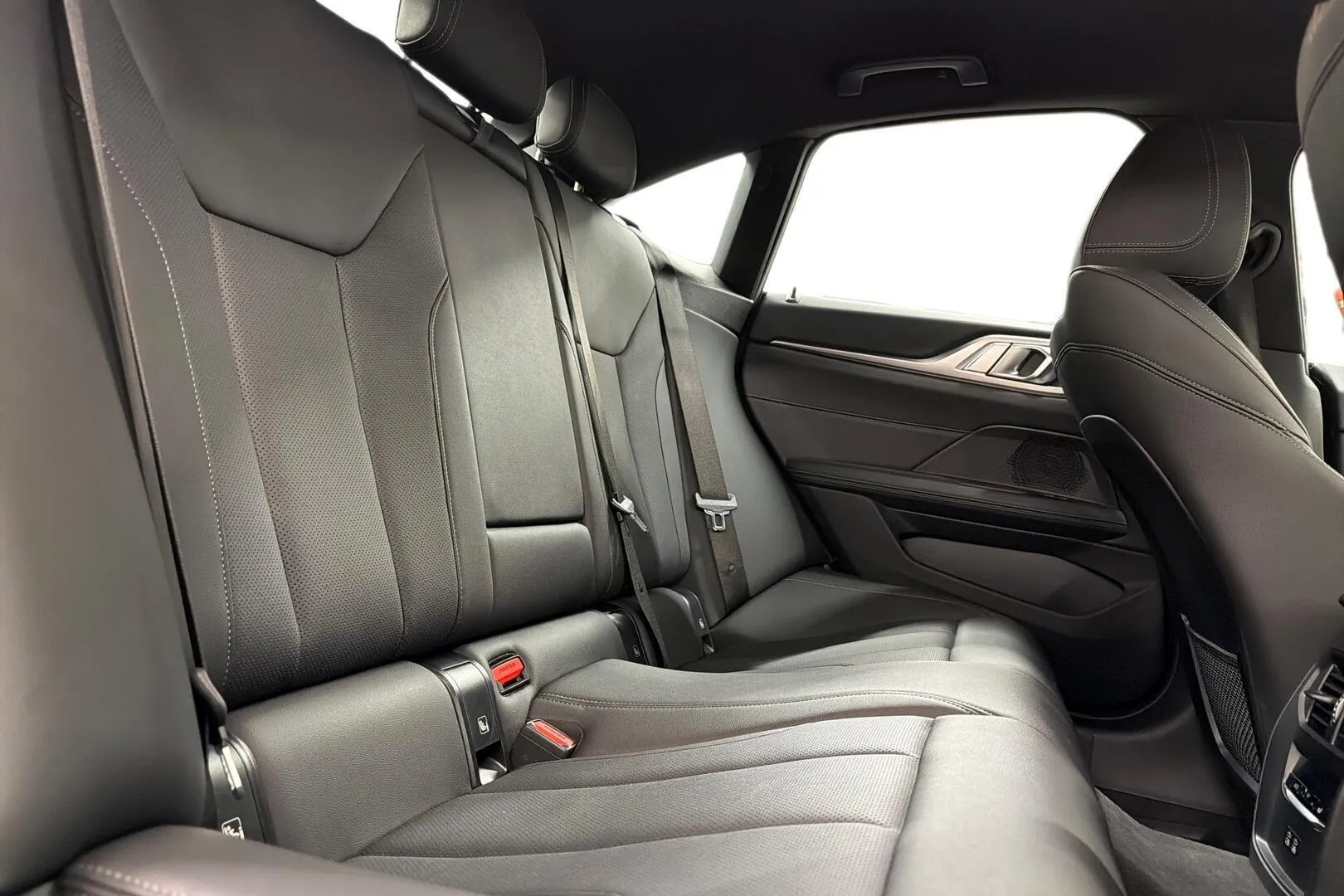 BMW I4 M50 CRI-577 carousel image