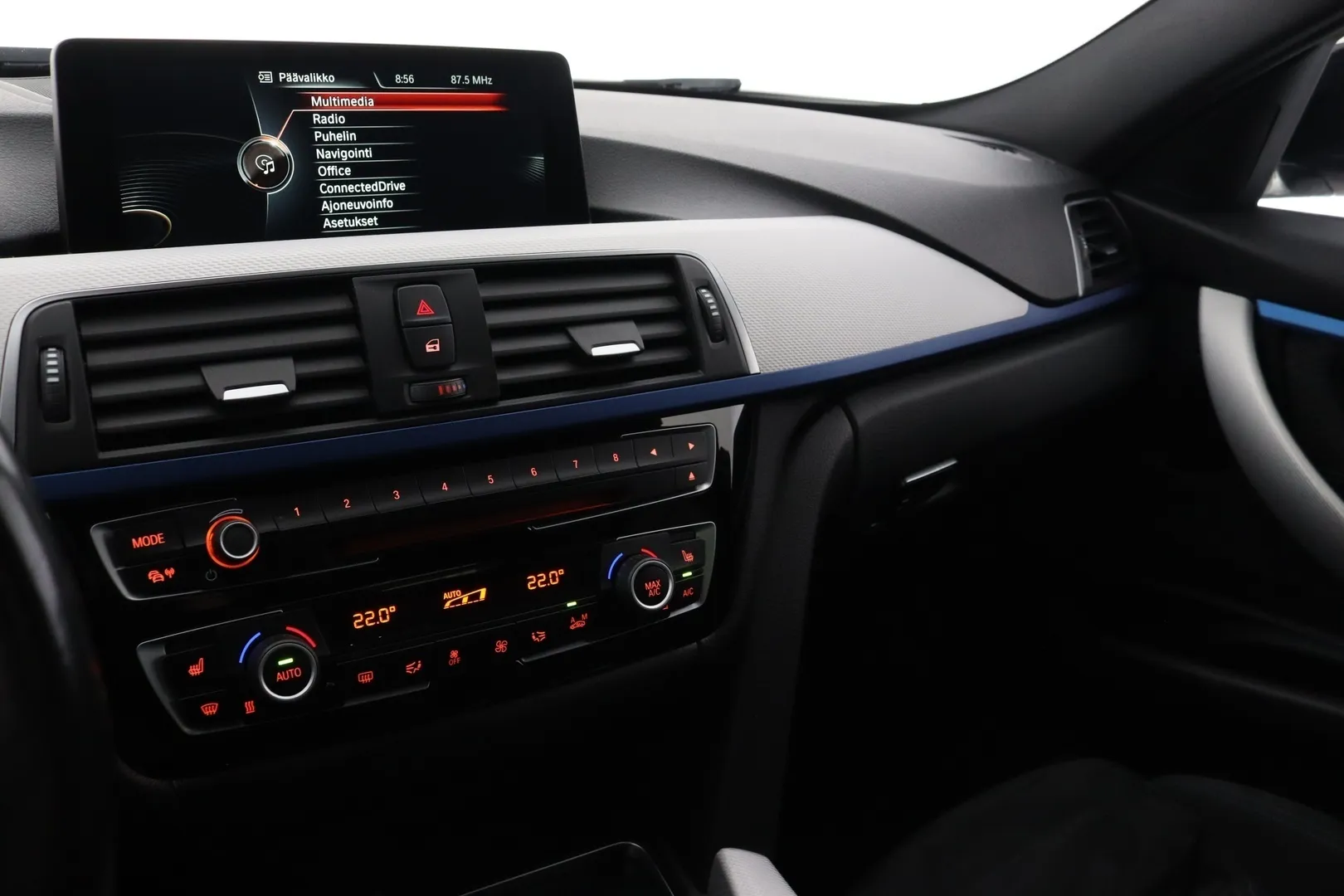 BMW 330 CMT-542 carousel image