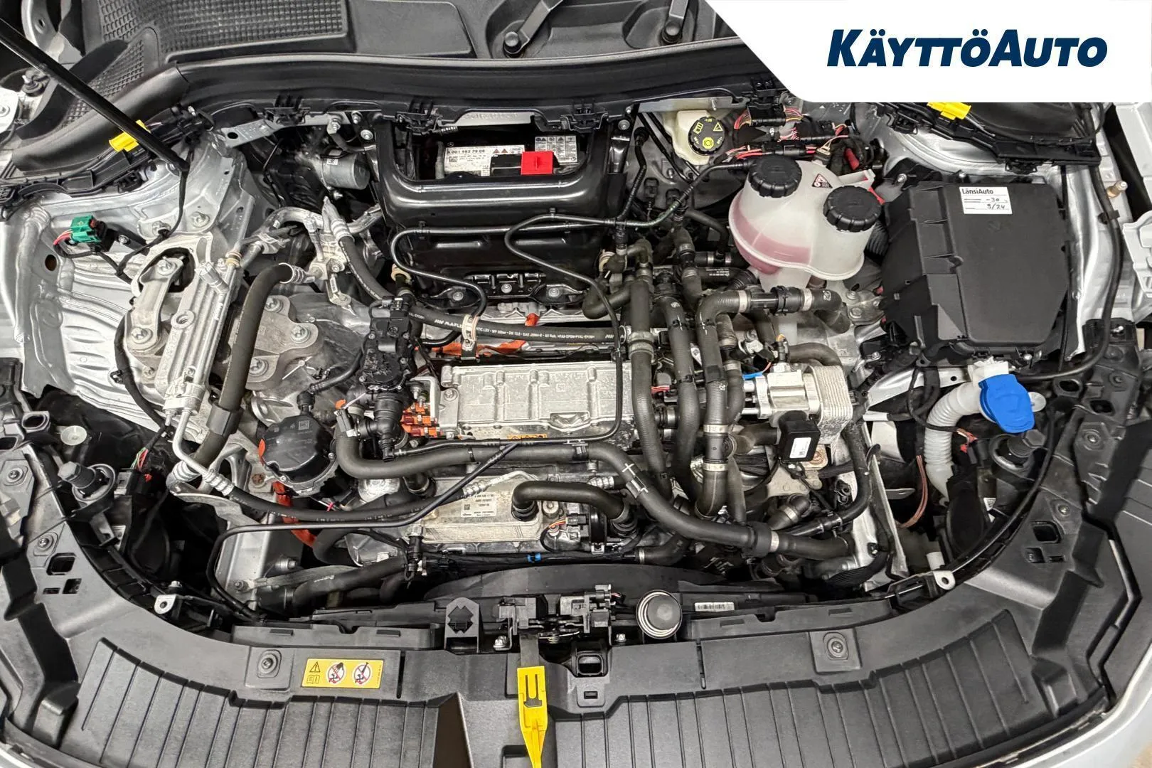 Mercedes-Benz EQA SRJ-948 carousel image