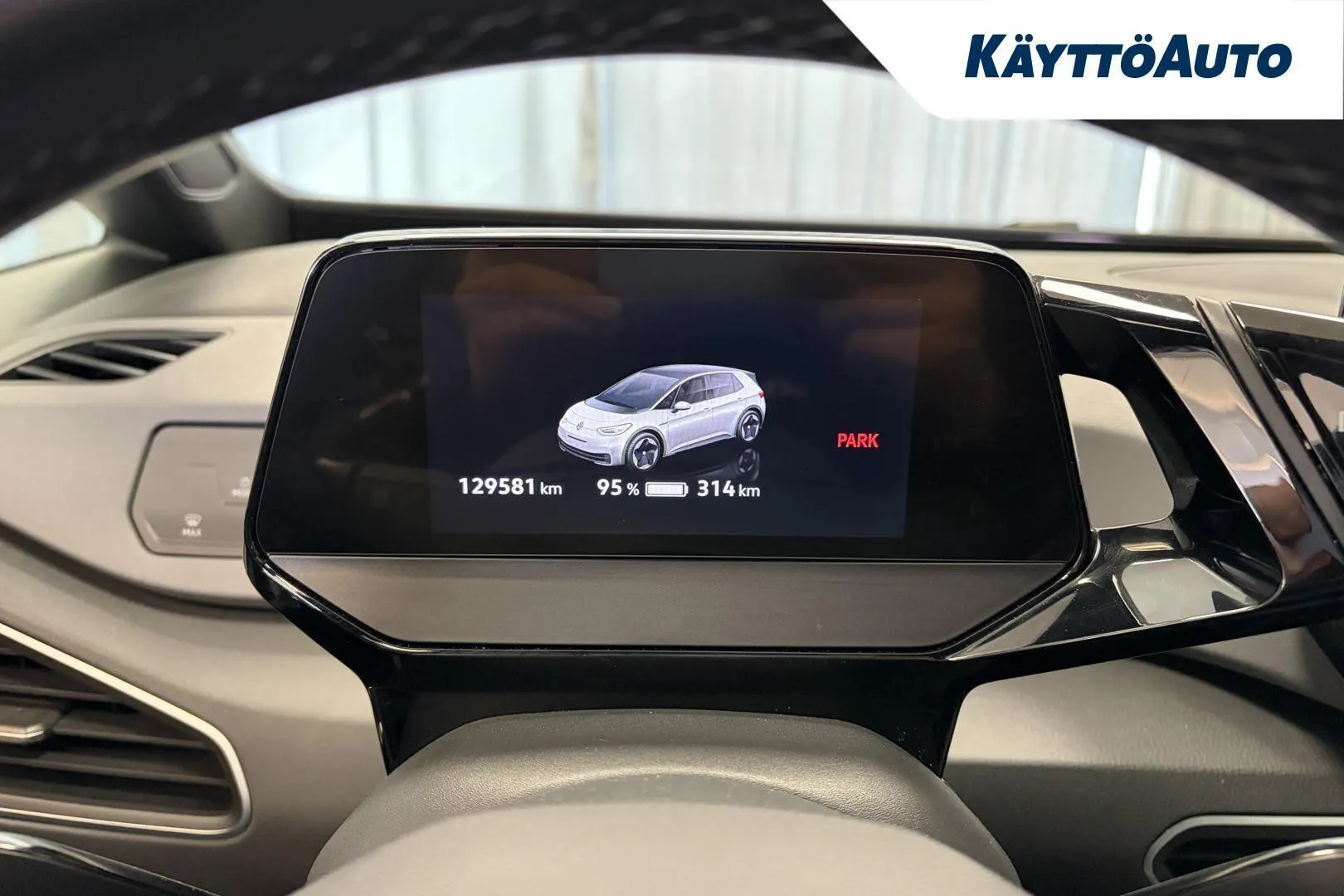 Volkswagen ID.3 CPL-440 carousel image