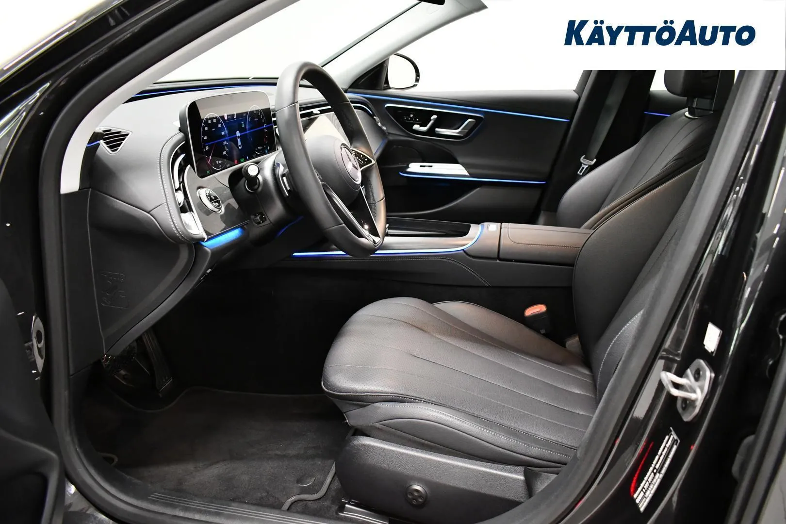 Mercedes-Benz E XVZ-814 carousel image