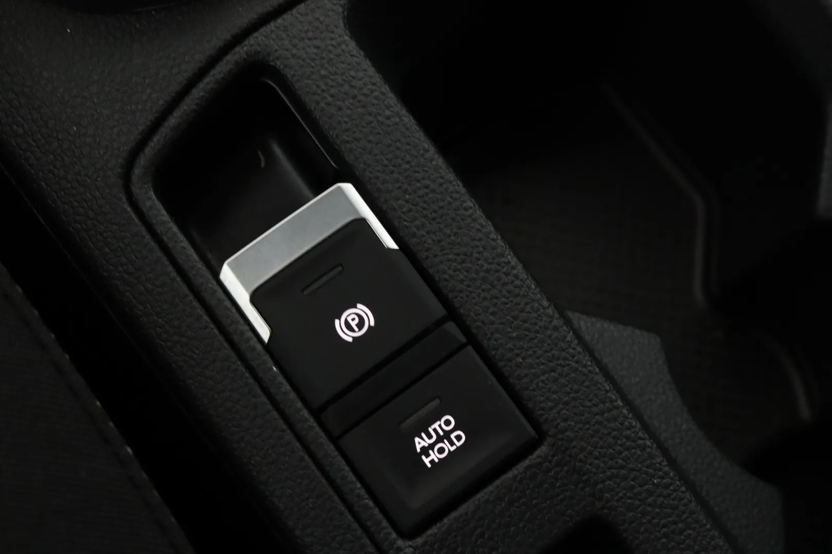 Volkswagen T-Roc MRK-582 carousel image
