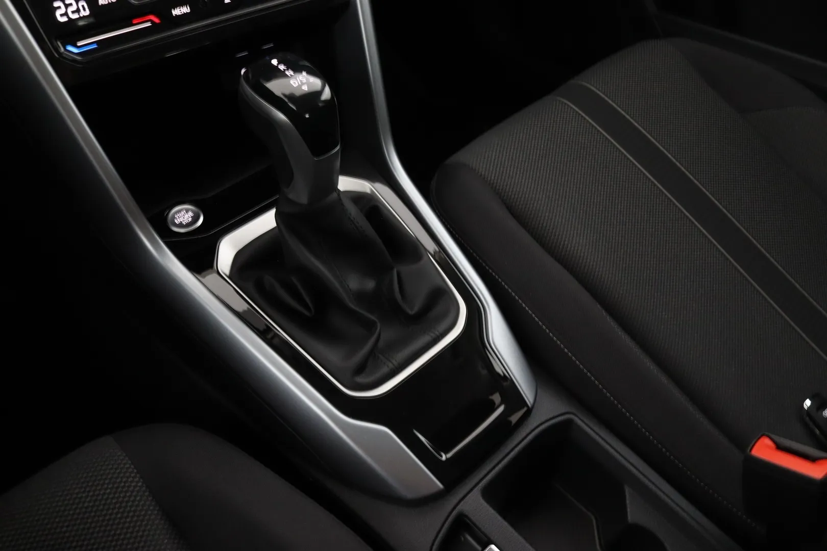 Volkswagen T-Roc MRK-582 carousel image