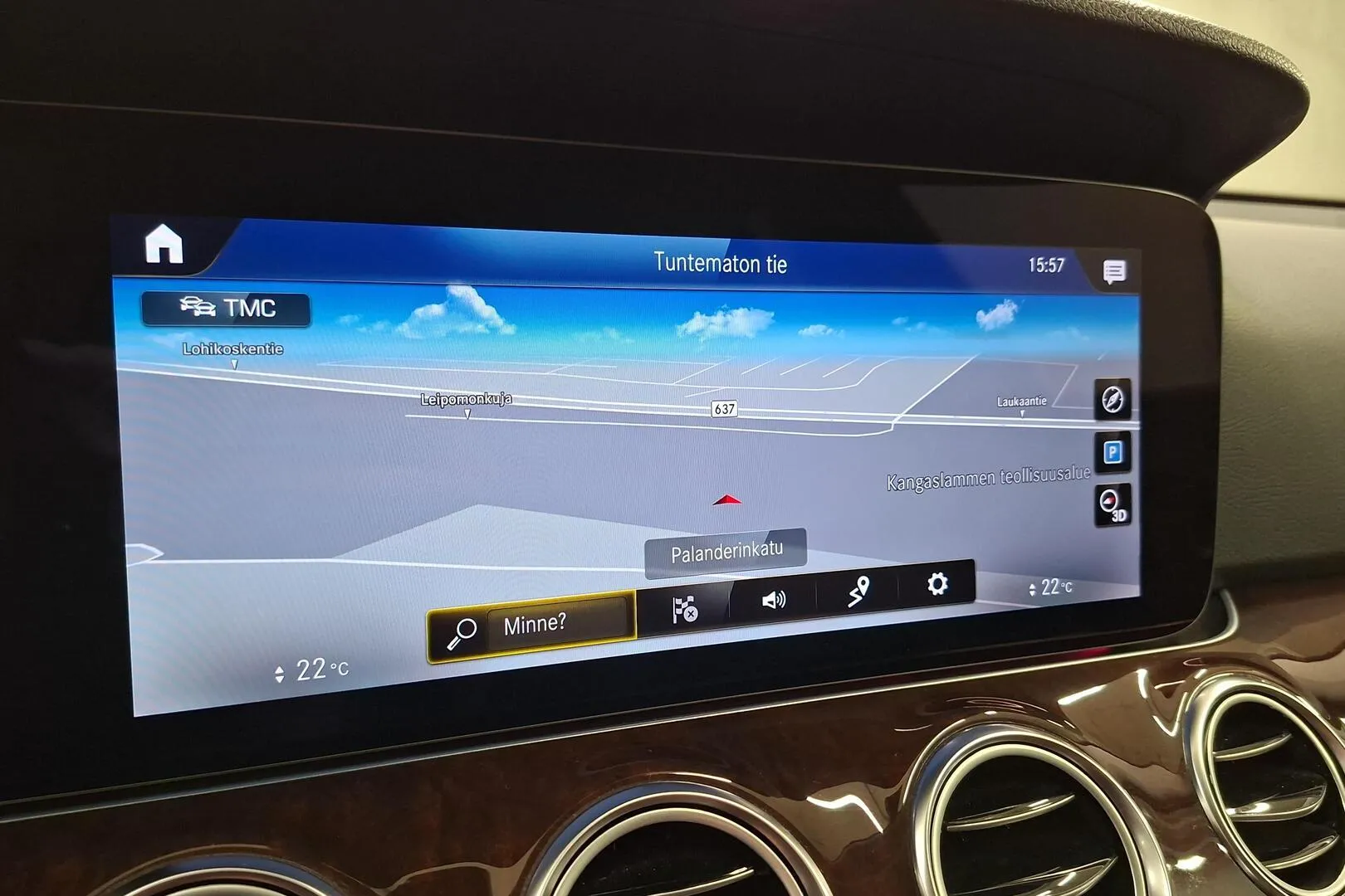 Mercedes-Benz E CPO-814 carousel image