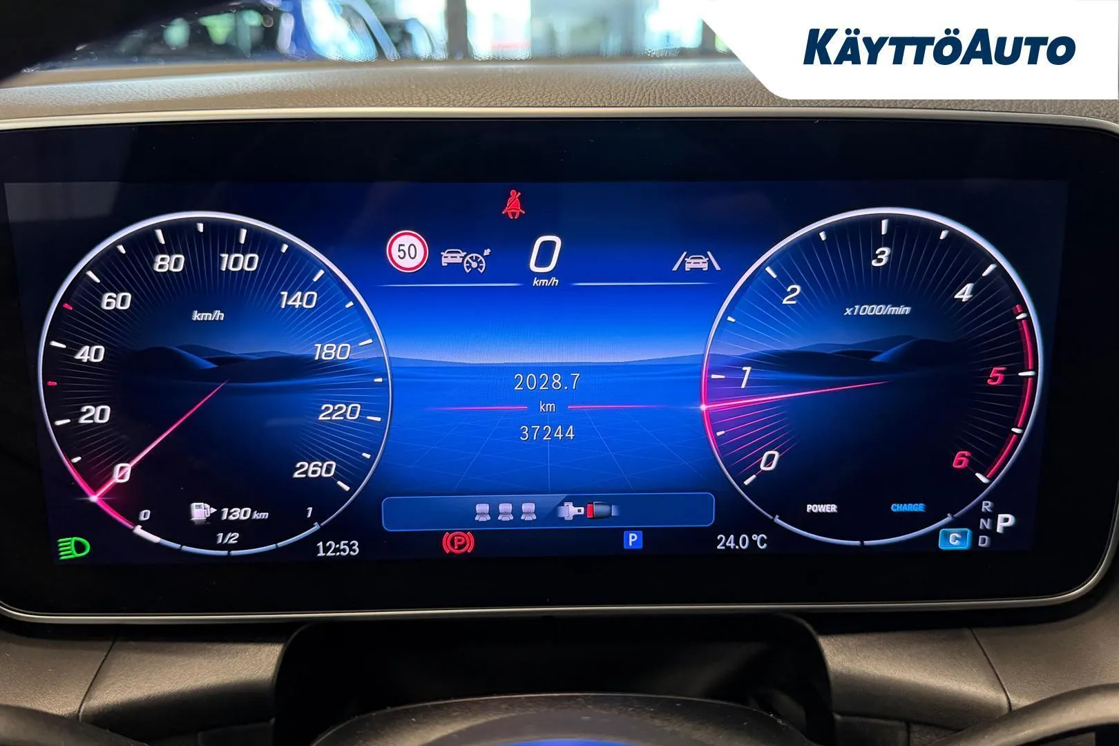 Mercedes-Benz GLC XSU-722 carousel image