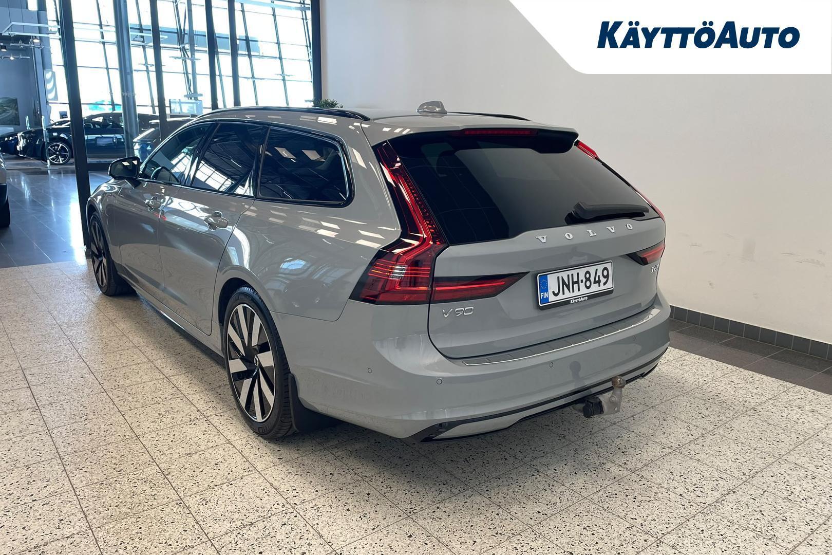 Volvo V90 2024, kuva 4/37
