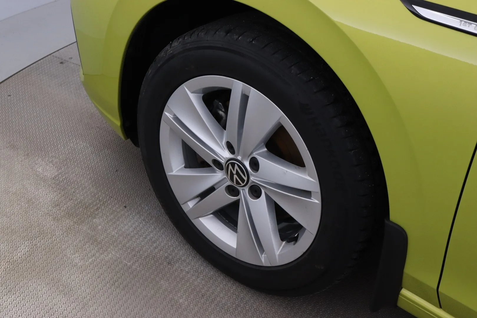 Volkswagen Golf GOF-532 carousel image