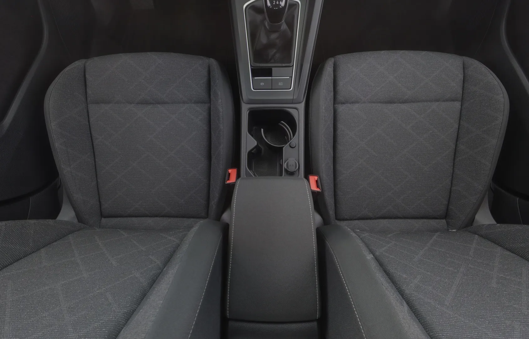 Volkswagen Golf GOF-532 carousel image