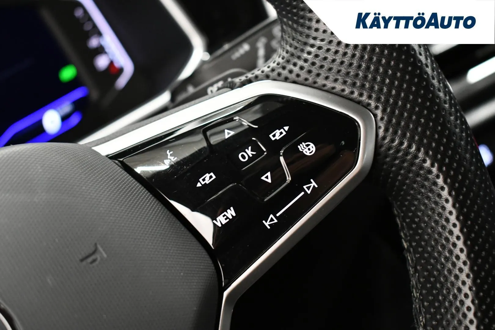 Volkswagen T-Roc MOE-620 carousel image