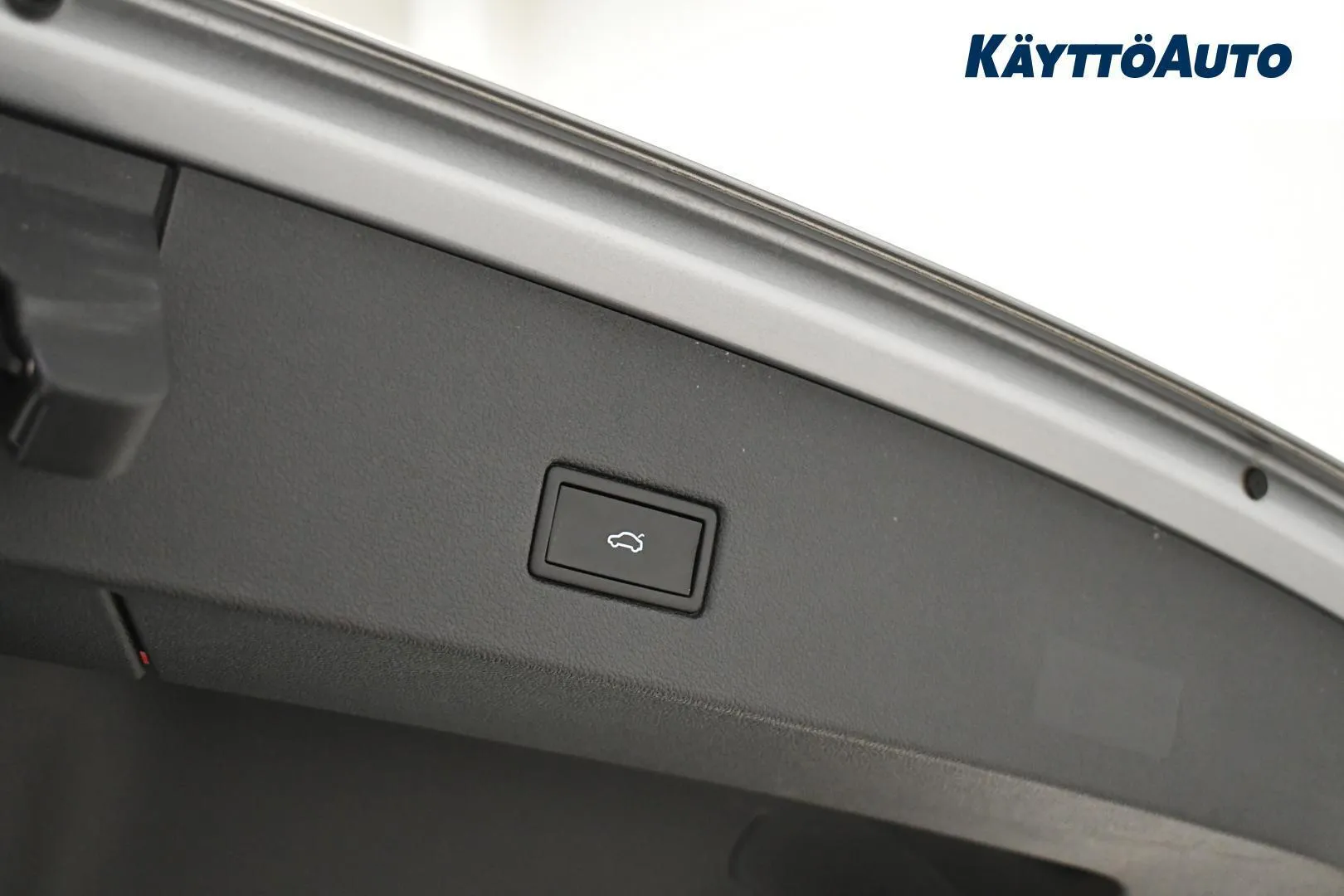 Volkswagen T-Roc MOE-620 carousel image