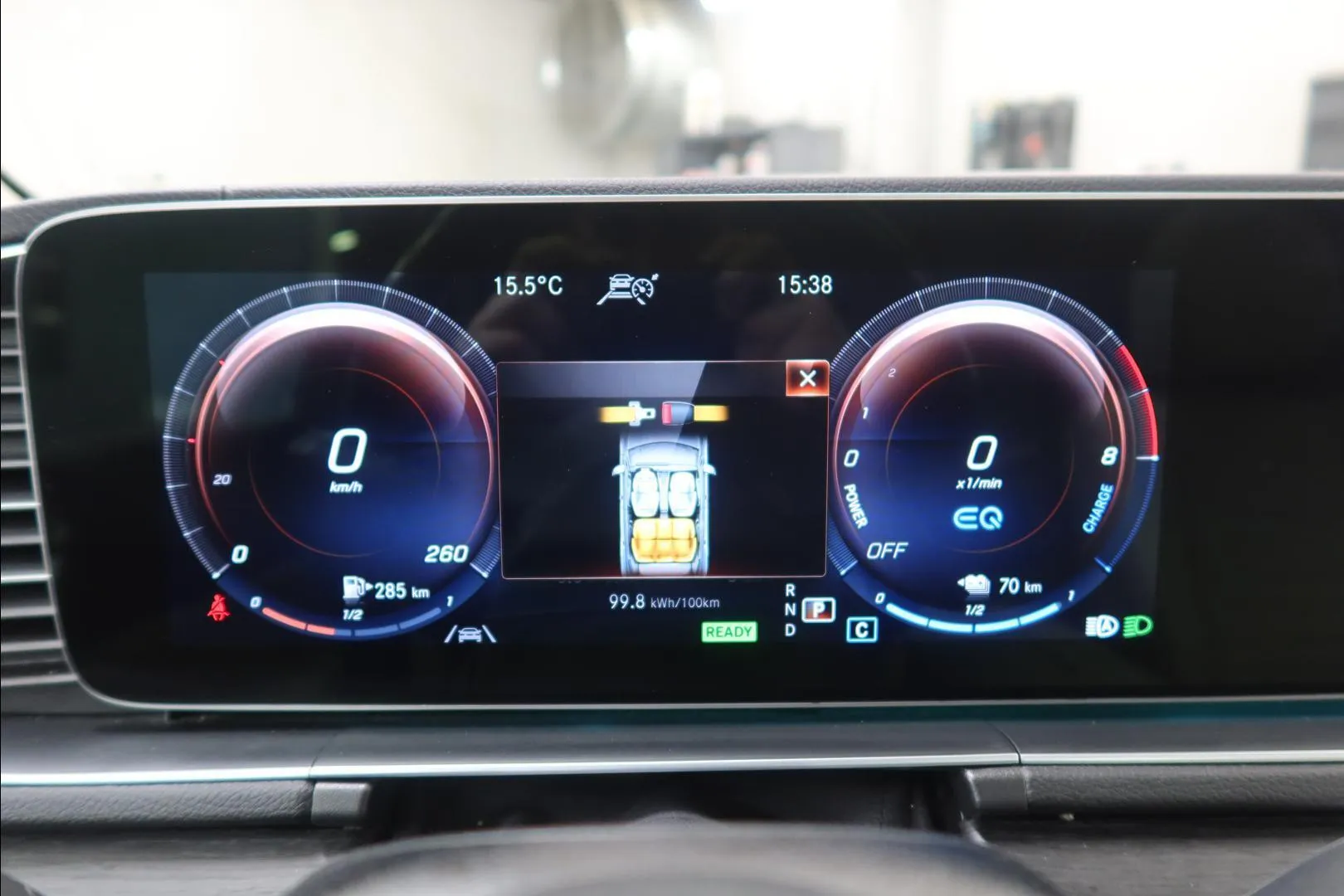 Mercedes-Benz GLE ZOU-370 carousel image