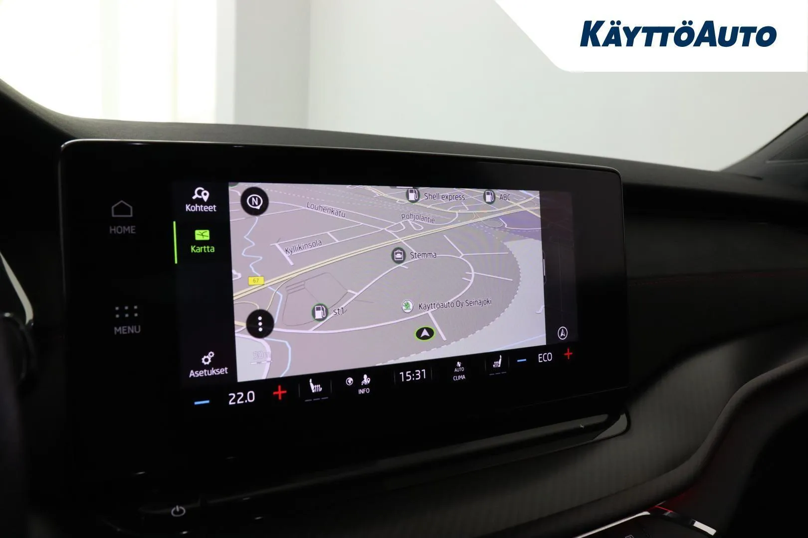 Skoda Octavia OZY-898 carousel image