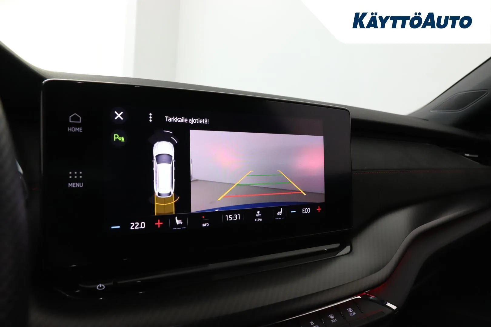 Skoda Octavia OZY-898 carousel image