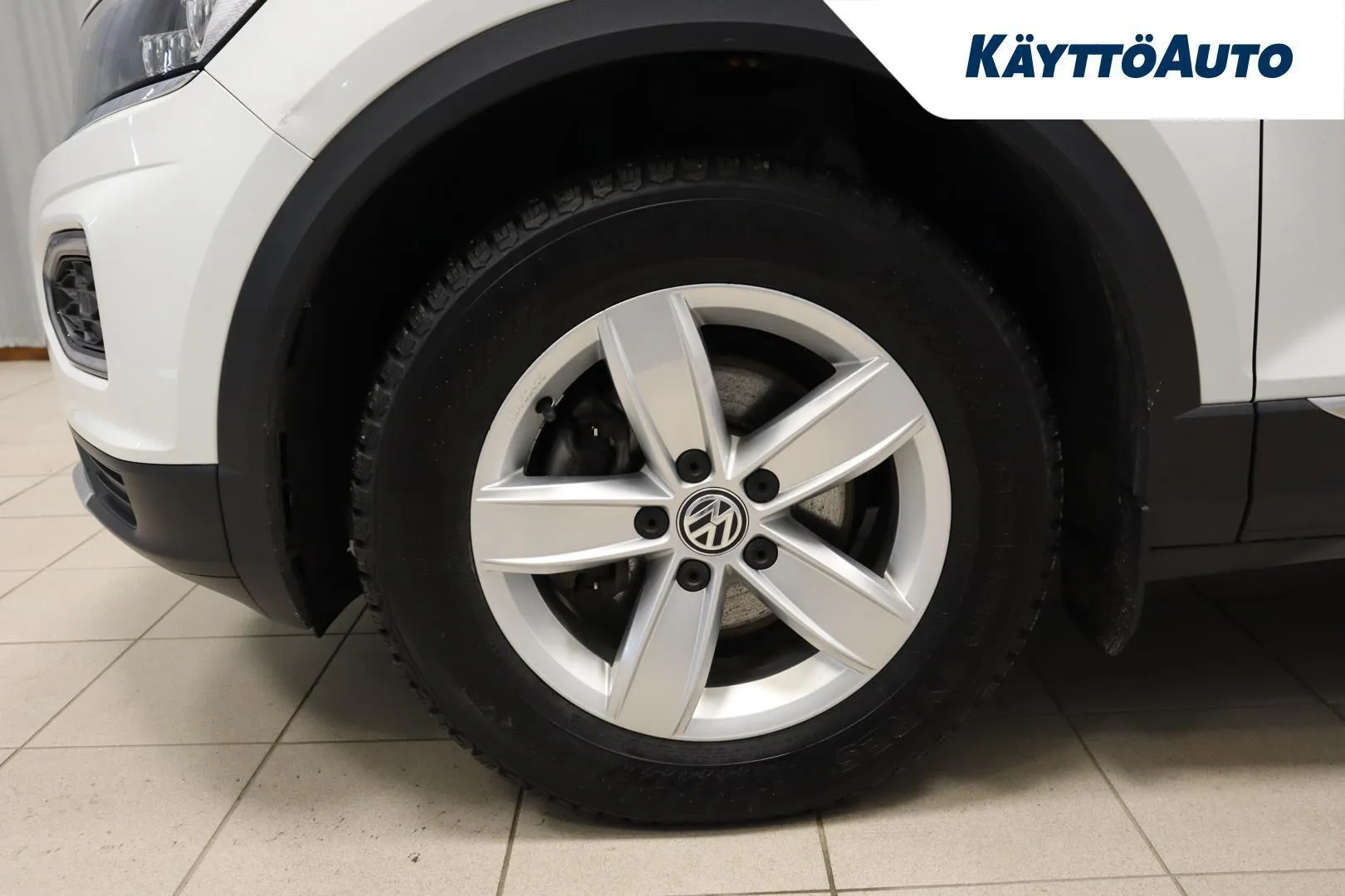 Volkswagen T-Roc IOX-390 carousel image