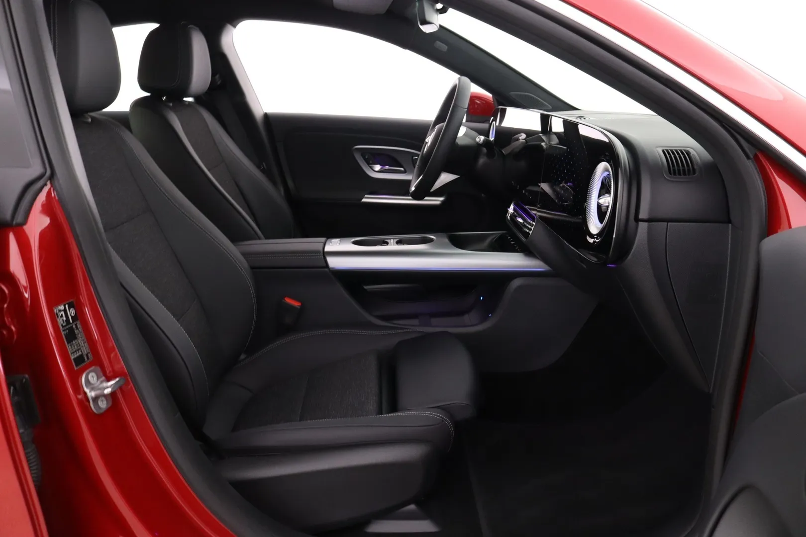 Mercedes-Benz CLA FSJ-198 carousel image