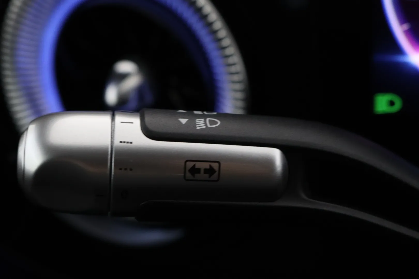 Mercedes-Benz CLA FSJ-198 carousel image