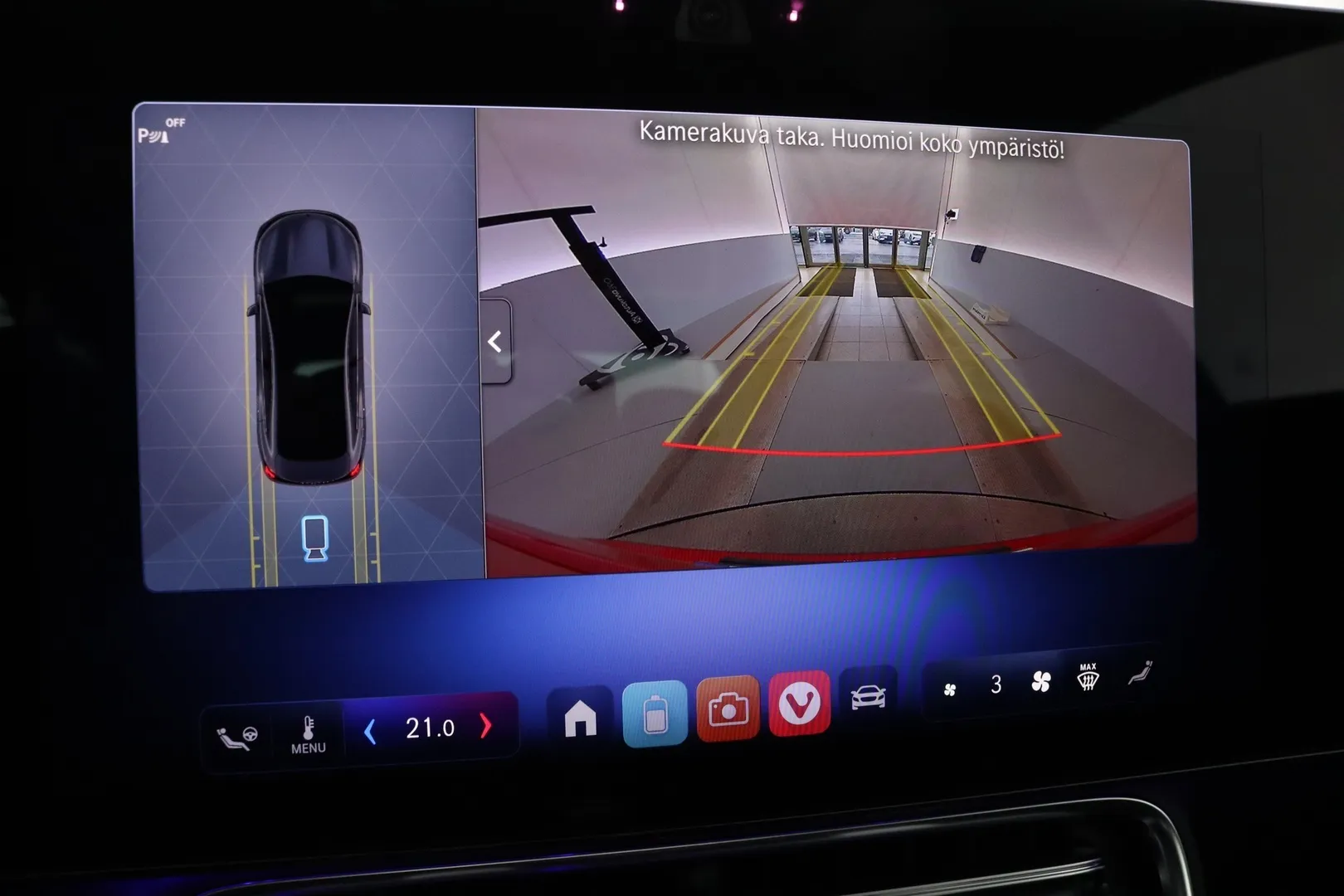 Mercedes-Benz CLA FSJ-198 carousel image