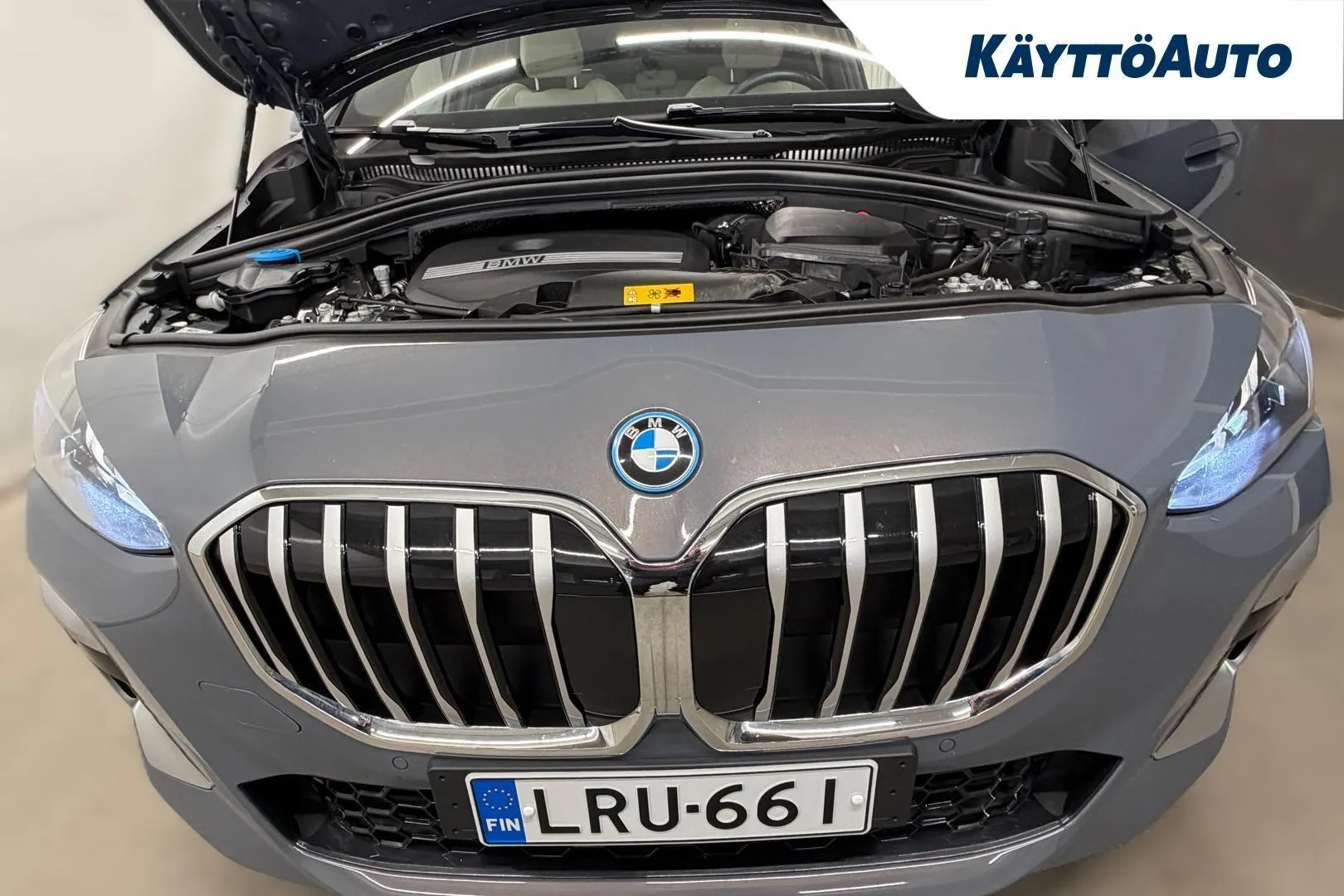 BMW 225 LRU-661 carousel image