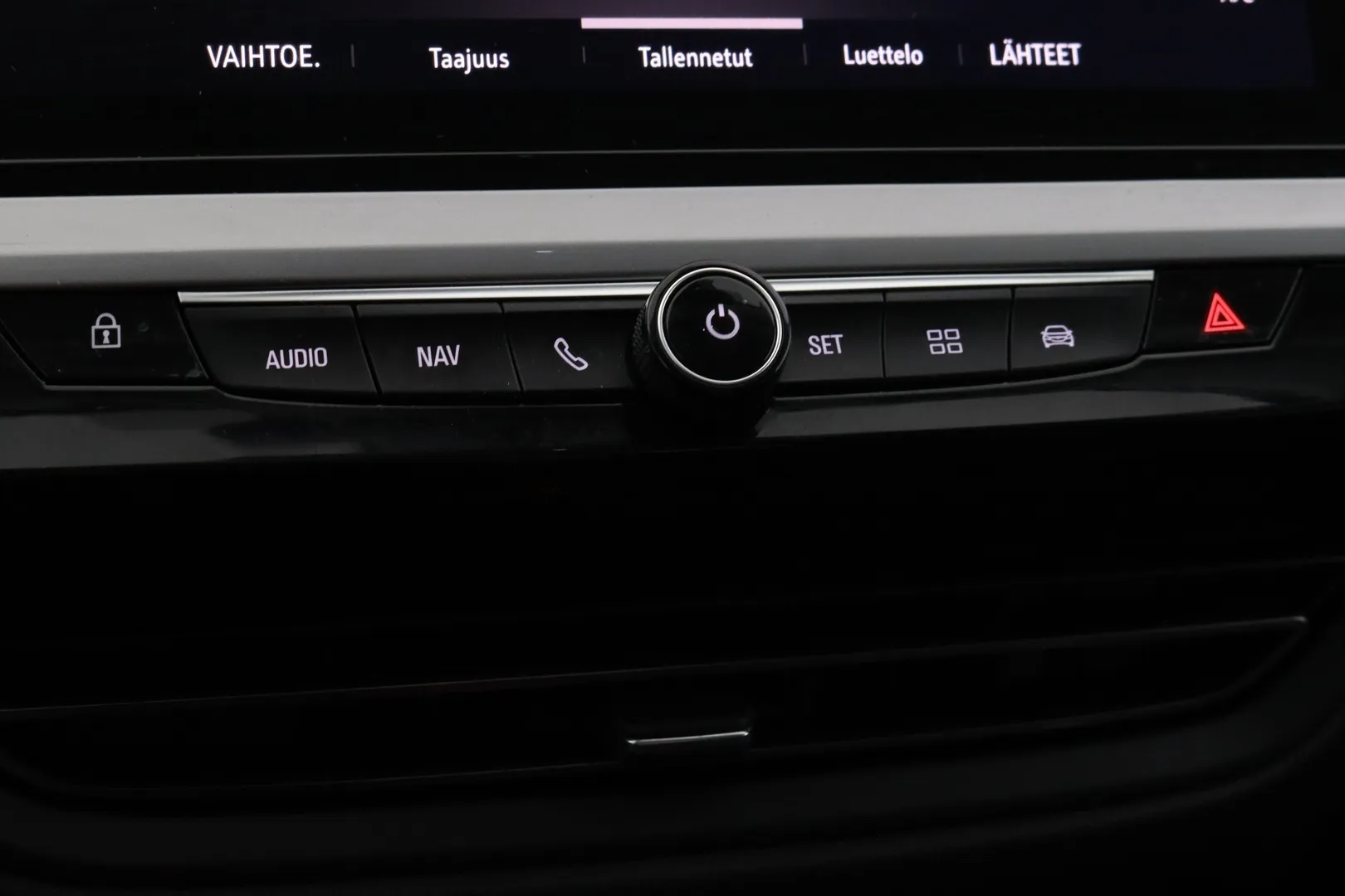 Opel Grandland RUX-565 carousel image