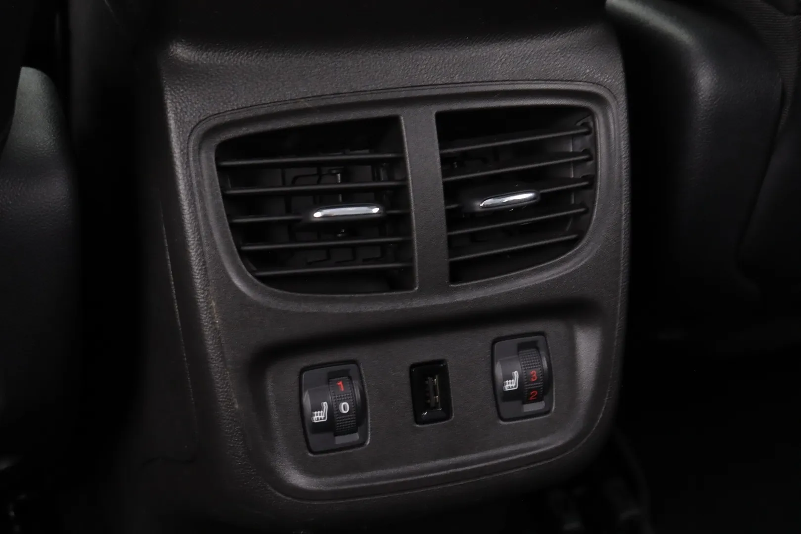 Opel Grandland RUX-565 carousel image