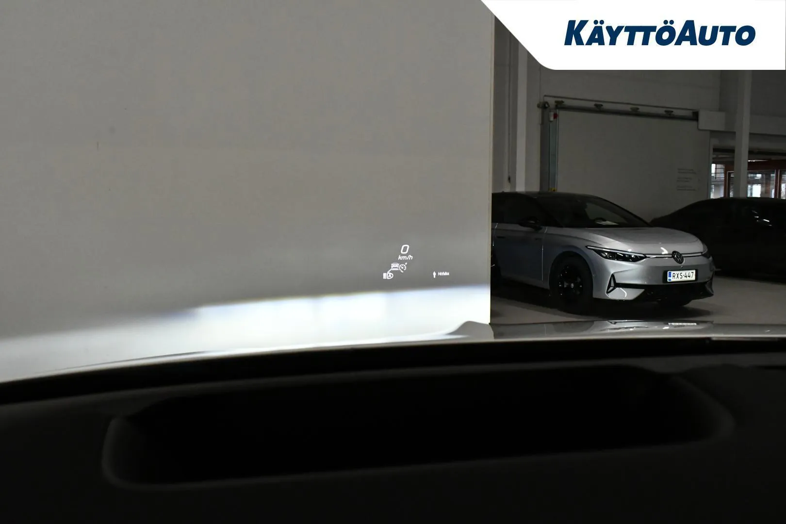 Mercedes-Benz GLE SPJ-475 carousel image